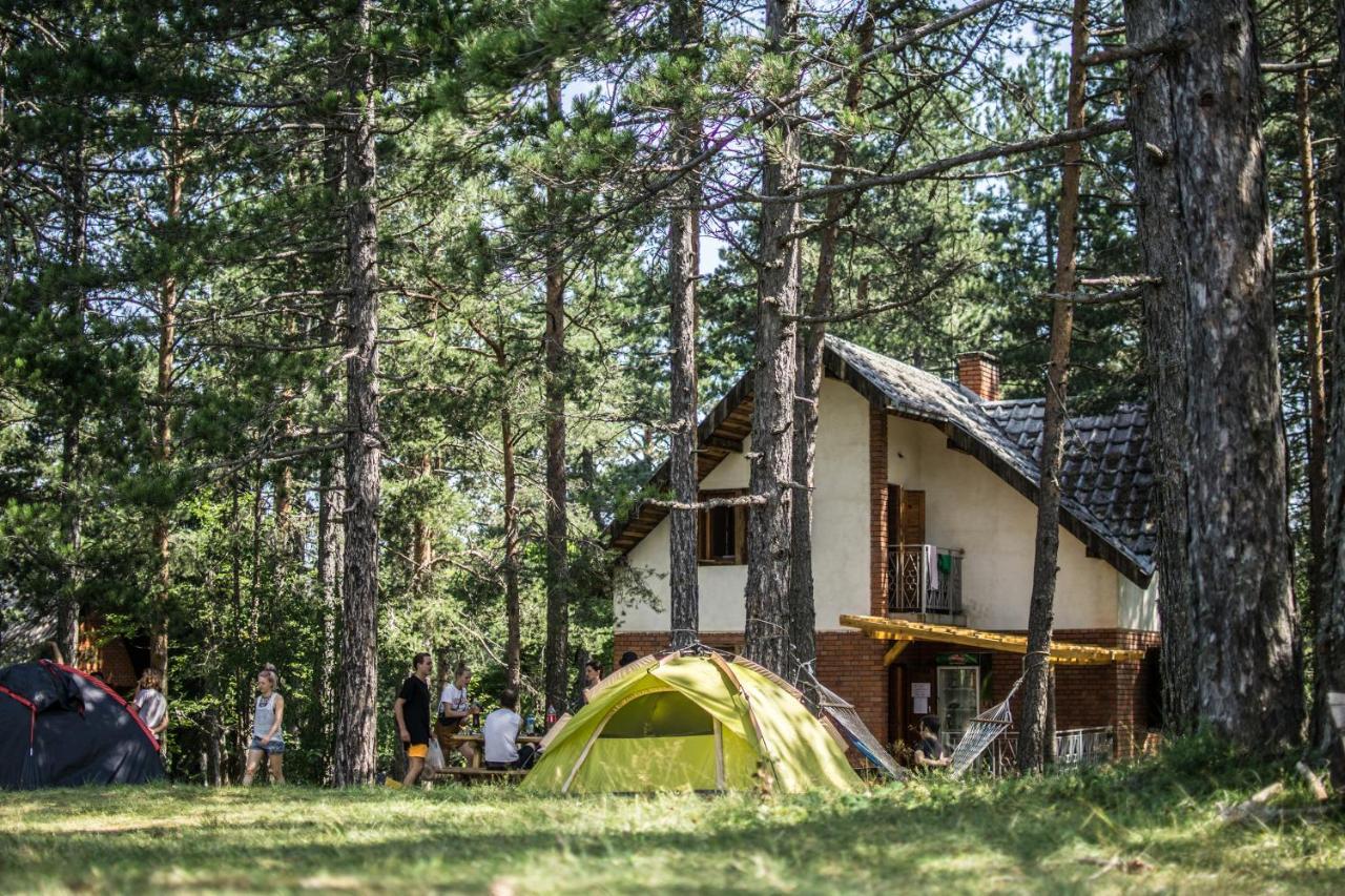 Rustic Home Tara Kaludjerske Bare Eksteriør bilde